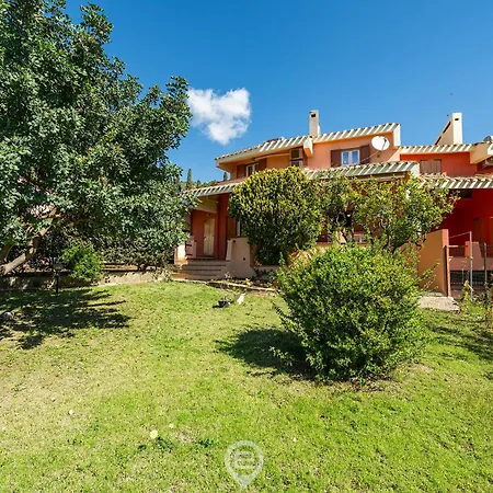 Vakantiehuis Villa Mareverde - Beach, Bbq & Parking