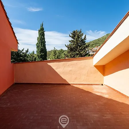 Villa Mareverde - Beach, Bbq & Parking Vakantiehuis *